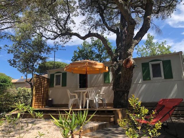 Camping De Parpaillon Roquebrune-sur Argens Exterior foto
